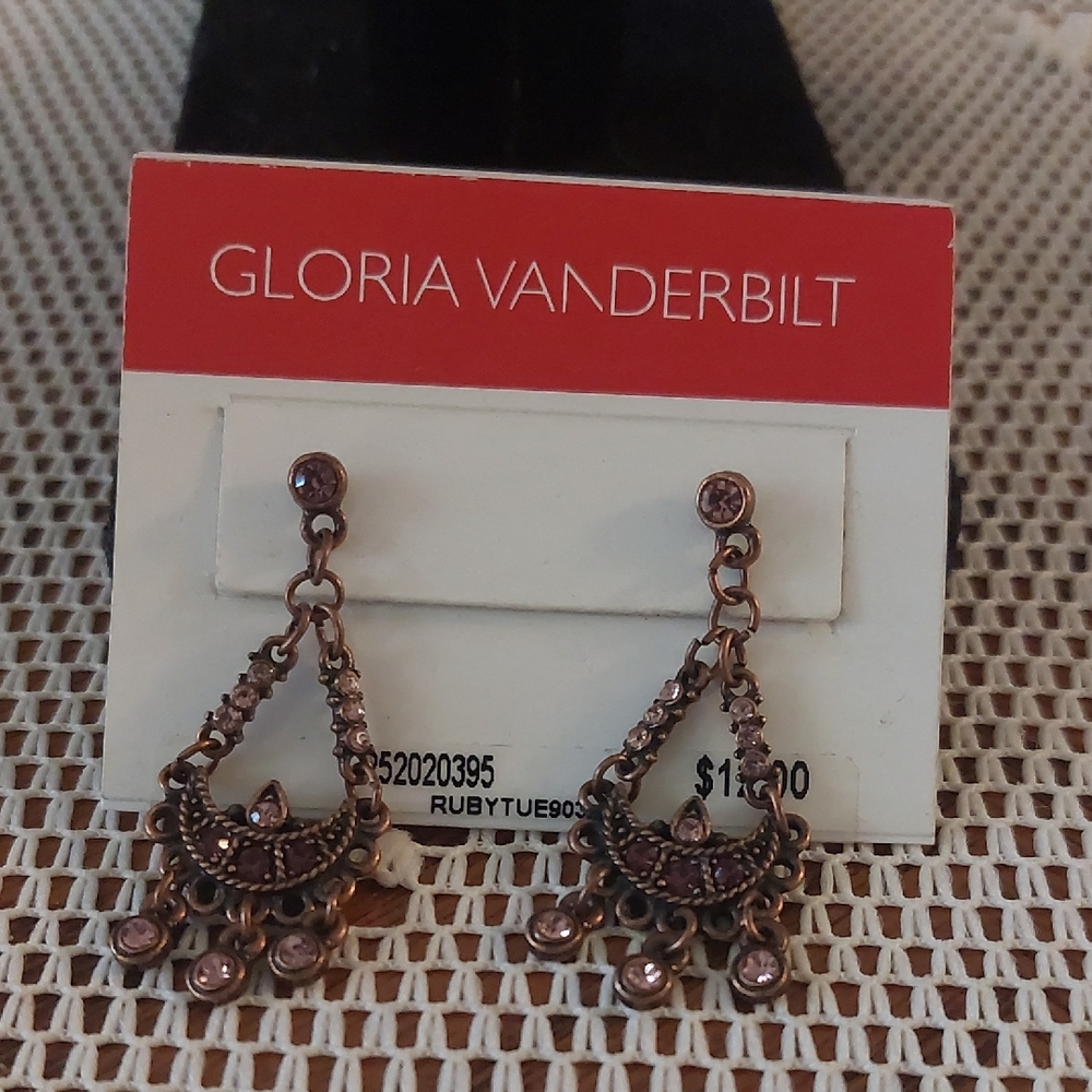 Gloria Vanderbilt Ruby Pink Rhinestone Dangle Earrings Pierced